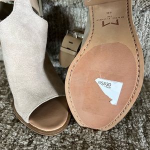 MARC FISHER Womens Beige Ankle Strap Heel Buckle Leather Dress Sandals
